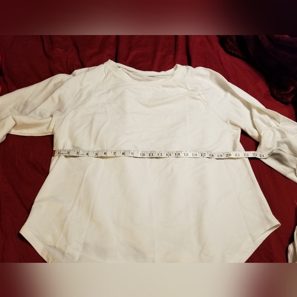 Like new white 2 piece lounge set xxl - Picture 4 of 10